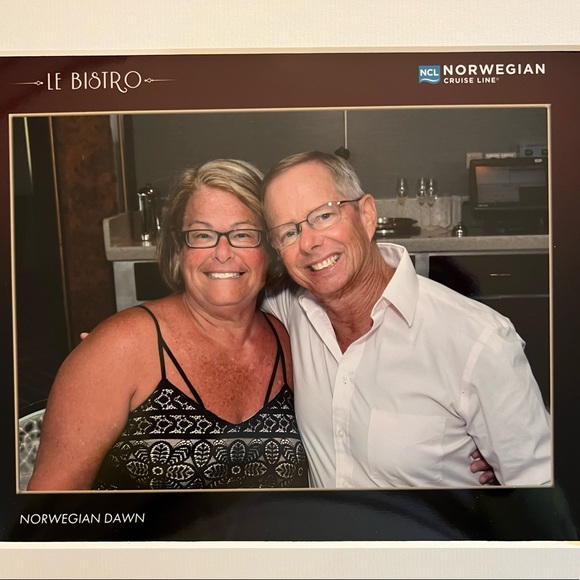 Meet your Posher, Sharon - Picture 1 of 1